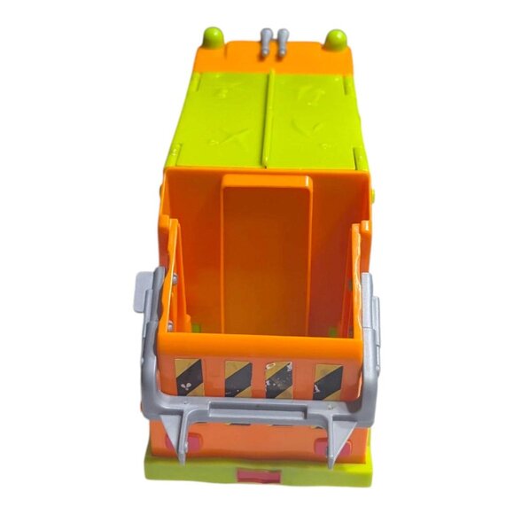 The Trash Pack Moose Toys Garbage Truck Vehicle w/ 8 Figures 1 Can | VTG - Picture 5 of 9